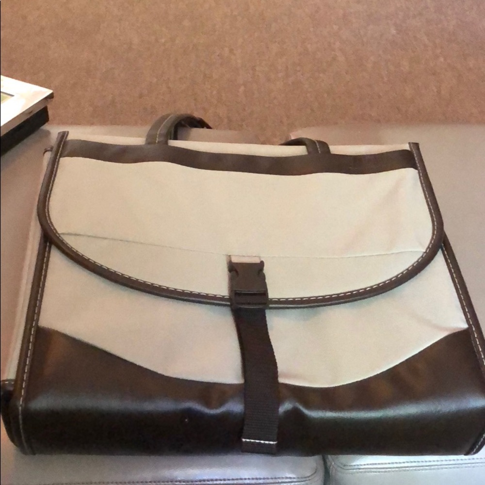 Mimi scrapbook carrying case